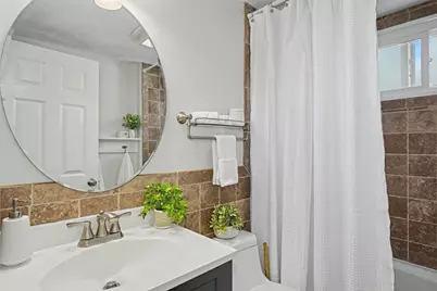 13 Walnut St #13, Belmont, MA 02478 - Photo 11