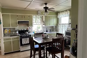 115 Cedar St, New Bedford, MA 02740 - Photo 5