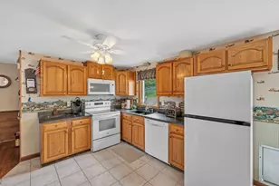 101 Longhill Dr, Leominster, MA 01453 - Photo 7