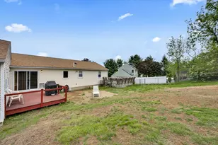 101 Longhill Dr, Leominster, MA 01453 - Photo 31