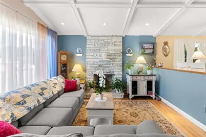 15 Barnes Circle, Salem, MA 01970 - Photo 3