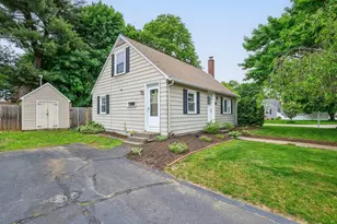 14 Amherst St, Grafton, MA 01536 - Photo 23