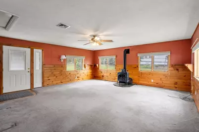 24 Park Villa Ave, Worcester, MA 01606 - Photo 17