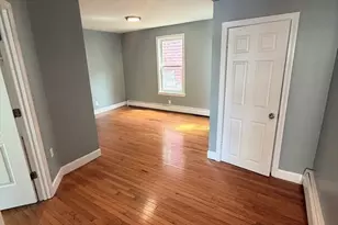 6 Hampden Pl, Lynn, MA 01902 - Photo 7