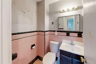 37 Mt Vernon St, Boston, MA 02108 - Photo 11
