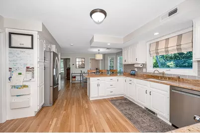 4 Nashoba Dr, Chelmsford, MA 01824 - Photo 9