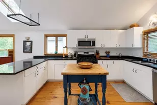 42 Water St, Northampton, MA 01053 - Photo 11