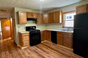68 Maverick St, Chelsea, MA 02150 - Photo 3