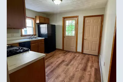 68 Maverick St, Chelsea, MA 02150 - Photo 5
