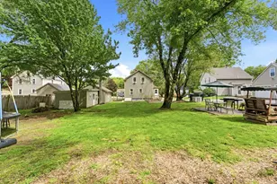 235 Union St, Northbridge, MA 01588 - Photo 35