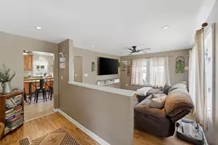 235 Union St, Northbridge, MA 01588 - Photo 11