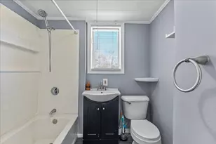 229 Tremont St, Taunton, MA 02780 - Photo 23