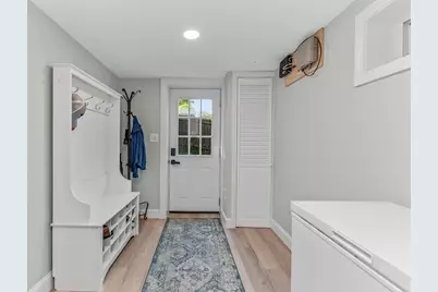 33 Overlook Ave, Dedham, MA 02026 - Photo 5