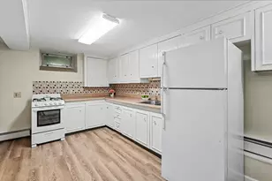 261 School St, Groveland, MA 01834 - Photo 25