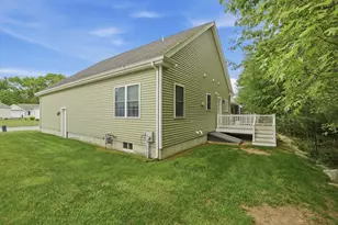29 Rachael's Way, Brockton, MA 02301 - Photo 23