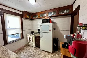 150 Crawford St, Fall River, MA 02724 - Photo 11