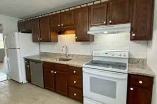 12 Cutter St, Waltham, MA 02453 - Photo 3