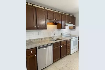 12 Cutter St #2, Waltham, MA 02453 - Photo 1