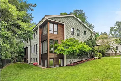 99 Littlefield Rd, Newton, MA 02459 - Photo 3