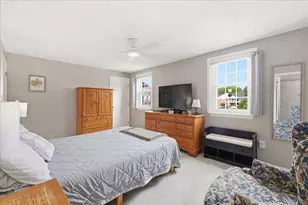 6 Jennifer Ln, Stoughton, MA 02072 - Photo 17