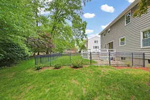 7 Cahill Park Dr, Framingham, MA 01702 - Photo 11