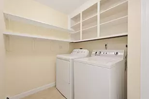 7 Cahill Park Dr, Framingham, MA 01702 - Photo 27