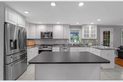 84 Robin Hill Rd, Chelmsford, MA 01824 - Photo 7