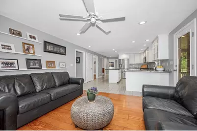 84 Robin Hill Rd, Chelmsford, MA 01824 - Photo 13