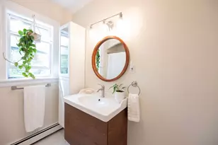 25 Milford St, Medway, MA 02053 - Photo 7