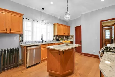 288 Saint James Ave, Springfield, MA 01109 - Photo 15