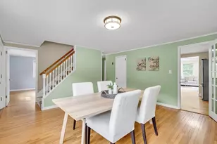 7 Oakridge Ave, Natick, MA 01760 - Photo 9