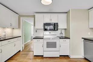 7 Oakridge Ave, Natick, MA 01760 - Photo 7