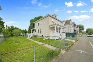 238 Market St, Brockton, MA 02301 - Photo 25