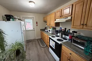 85-91 School St, Greenfield, MA 01301 - Photo 9