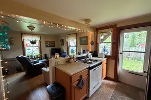 85-91 School St, Greenfield, MA 01301 - Photo 19