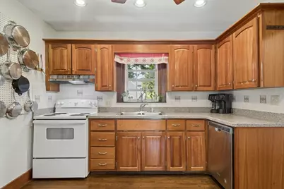 146 Purchase St, Milford, MA 01757 - Photo 19