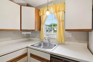 79 Chapin Greene, Ludlow, MA 01056 - Photo 11