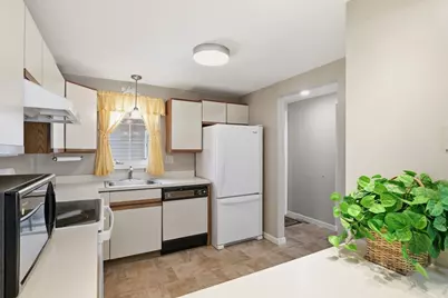 79 Chapin Greene #79, Ludlow, MA 01056 - Photo 9