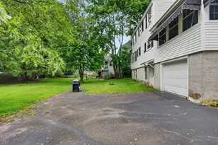 9 Stratford Rd, Andover, MA 01810 - Photo 33