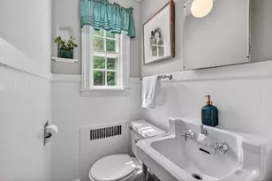 9 Stratford Rd, Andover, MA 01810 - Photo 17