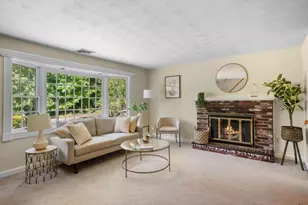 15 Hartshorne Rd, Wakefield, MA 01880 - Photo 5