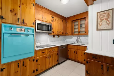 107 Highland St, Milford, MA 01757 - Photo 9
