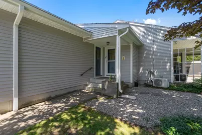107 Highland St, Milford, MA 01757 - Photo 5