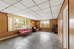 35 Badger Rd, Medford, MA 02155 - Photo 15