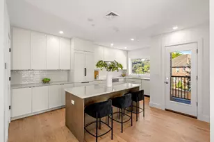 14 Elm St, Newton, MA 02465 - Photo 9