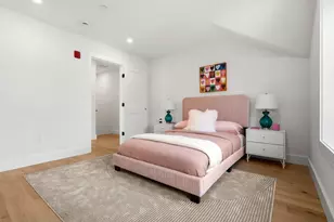 14 Elm St, Newton, MA 02465 - Photo 21