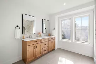 14 Elm St, Newton, MA 02465 - Photo 17
