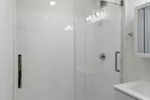 160 Commonwealth, Boston, MA 02116 - Photo 9