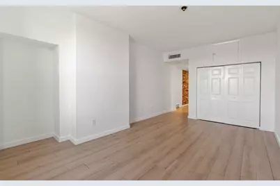160 Commonwealth #616, Boston, MA 02116 - Photo 7