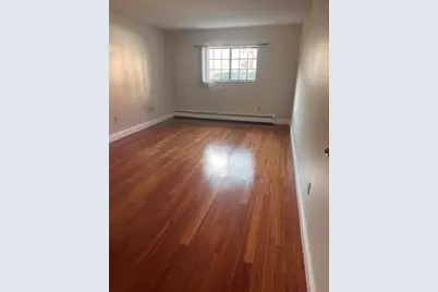 1600 Skyline Dr #2, Lowell, MA 01854 - Photo 3